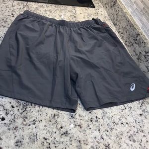 Oasics shorts